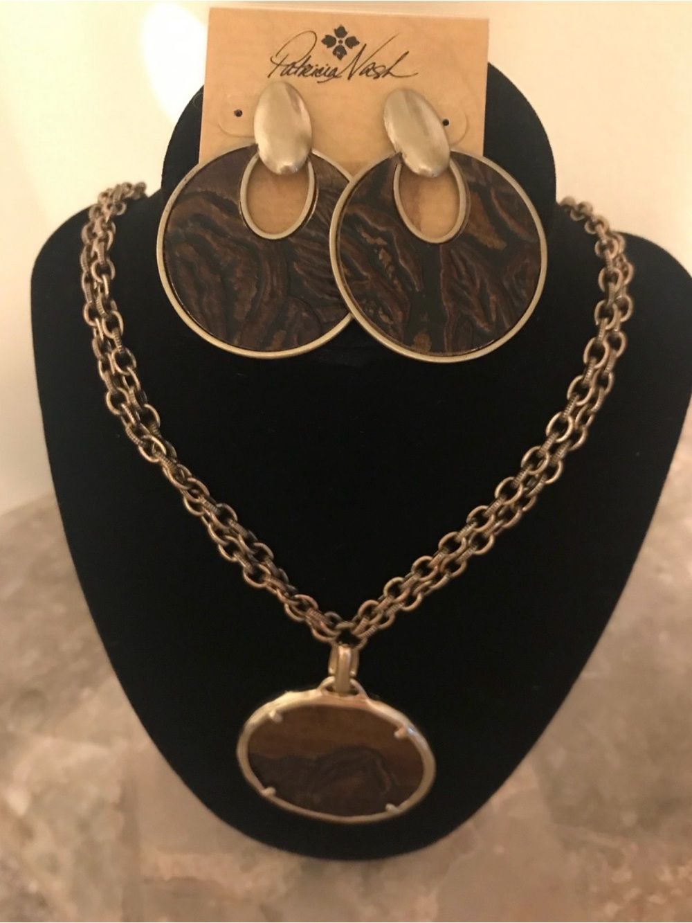 Patricia Nash Gold-Tone Necklace & Brown Marbled Pendant Earring Set